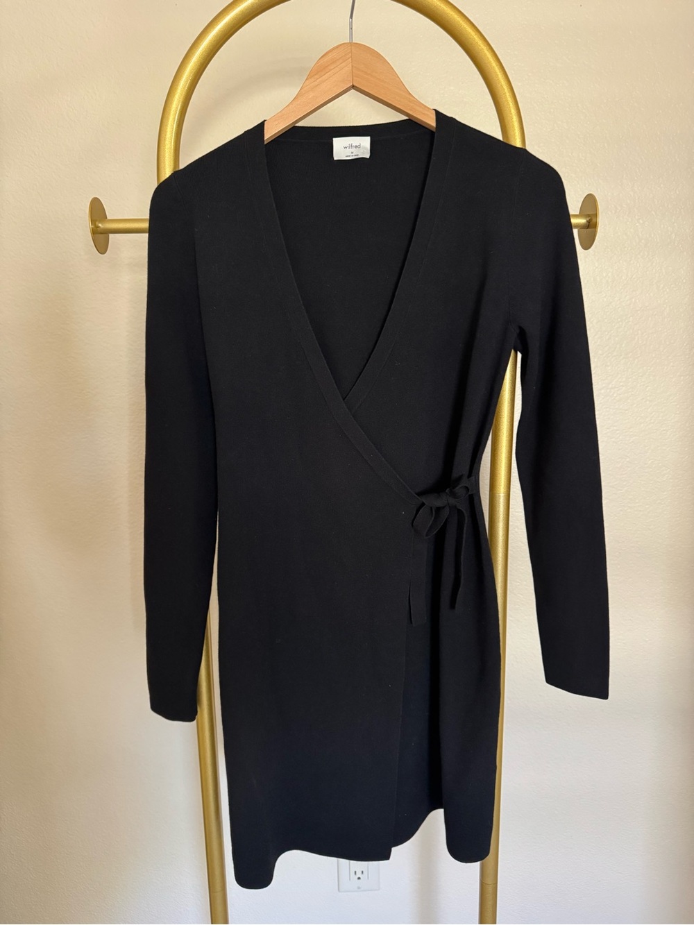 Aritzia Wilfred Black Knit Wrap Long-Sleeve Tie Dress